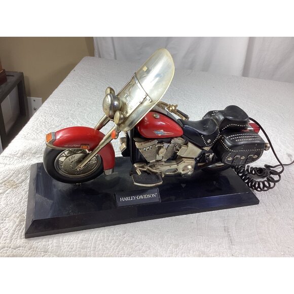 Harley-Davidson Red Heritage Softail Model Collectible Motorcycle Telephone - Picture 1 of 14